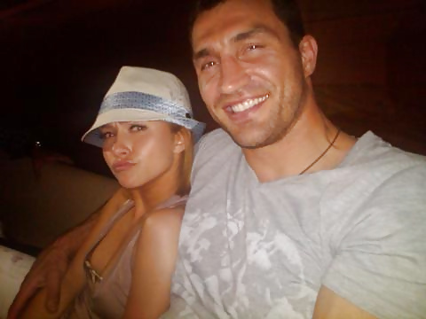 Hayden Panettiere - Fappening 2 - New Personal Photos