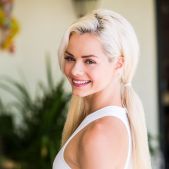 Elsa Jean - Teaching Elsa To Cheer