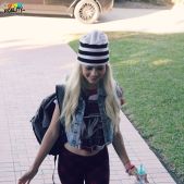 Elsa Jean - Daddy I'm Bored!