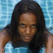 Valerie - Skinny black beauty