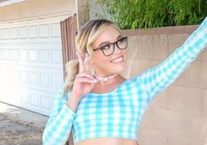 Katie Kush - Kinky Fucking Hookup - Evil Angel