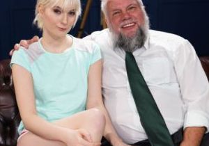 Miss Melissa, Albert - Determined Delivery Girl - 21 Sextreme