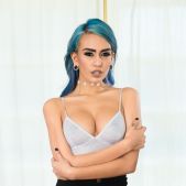 Janice Griffith - Gamer - Burning Angel