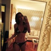Kaley Cuoco all nude pics