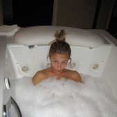 Hayden Panettiere - Fappening 2 - New Personal Photos