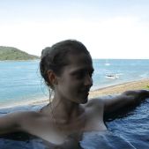 Teresa Palmer nude photos (iCloud hack)