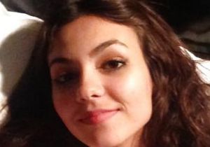 Victoria Justice nude photos (iCloud hack)