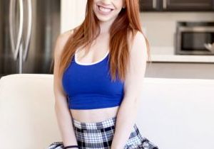 Nala Brooks - Bikini Reveals Stepsis' Big Tits - SpyFam