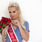 Elsa Jean - Sensual Like A Rose! - Cherry Pimps