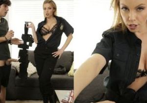 Britney Amber - My Step Mom Is A Cop - S12:E10 - Moms Teach Sex