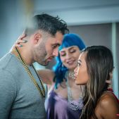 Jewelz Blu,Vina Sky - New Years Eve With My Step Family - S17:E2 - My Family Pies