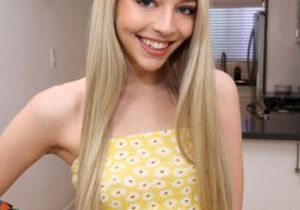Lily Larimar - Its Just A Sponge Bath - Bratty Sis