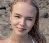 Emma K - Diving - Femjoy