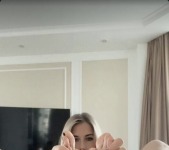 Krissone - OnlyFans Nudes