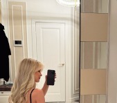 Krissone - OnlyFans Nudes - Part 8