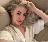 Krissone - OnlyFans Nudes - Part 9