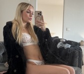 BaeBaeZoe / Bae / BabygirlZoe - OnlyFans Nudes